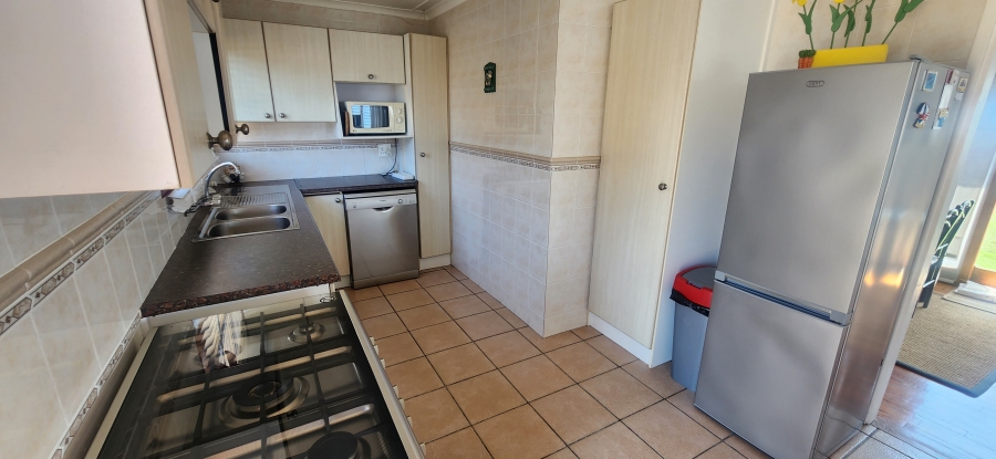 2 Bedroom Property for Sale in Dana Bay Western Cape